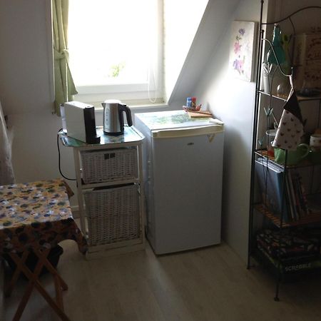 Bed and Breakfast Le Jardin Des Poules Thietreville Екстер'єр фото